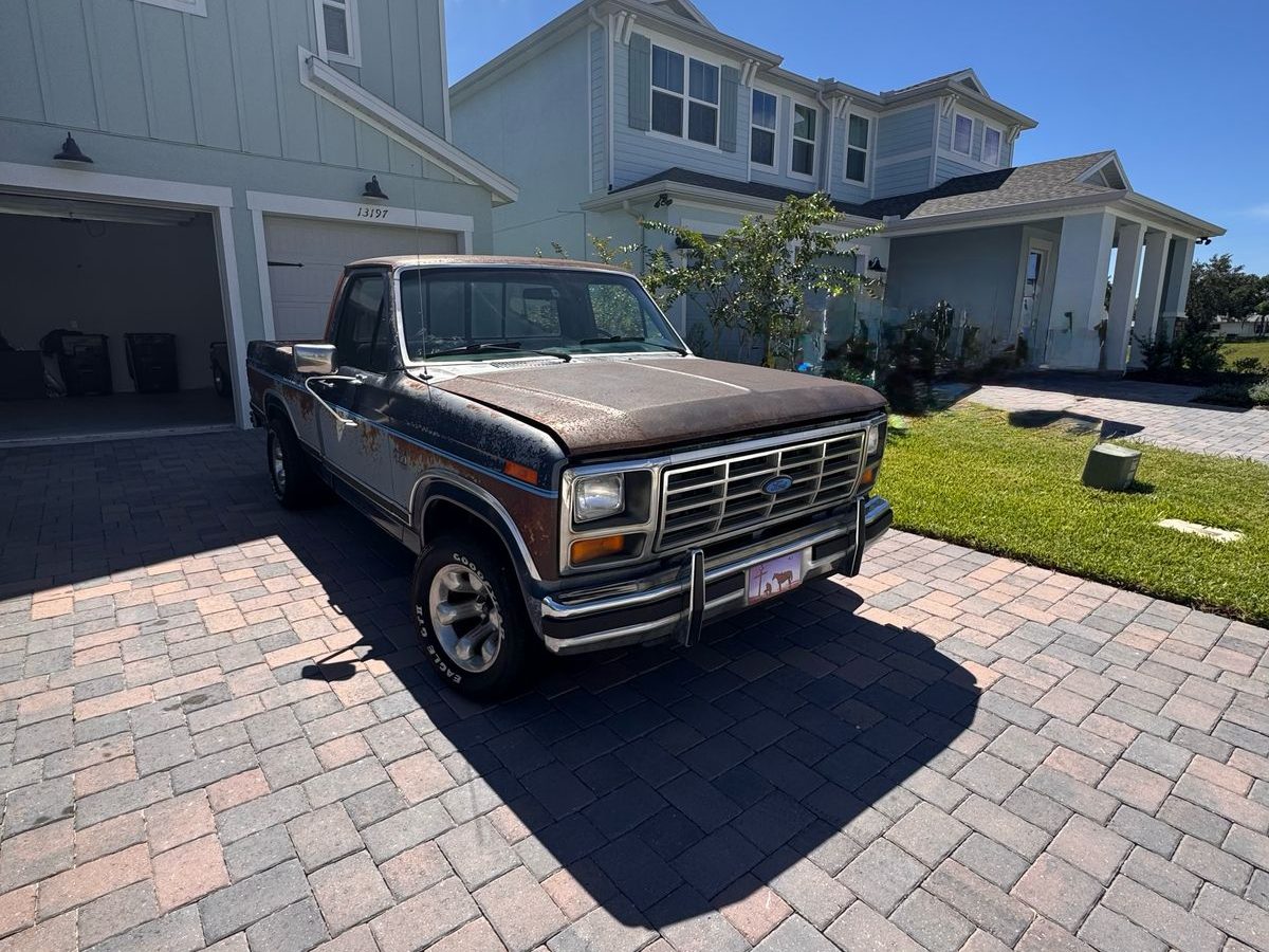 Ford F-150 Anos 80 importado pela FullTime