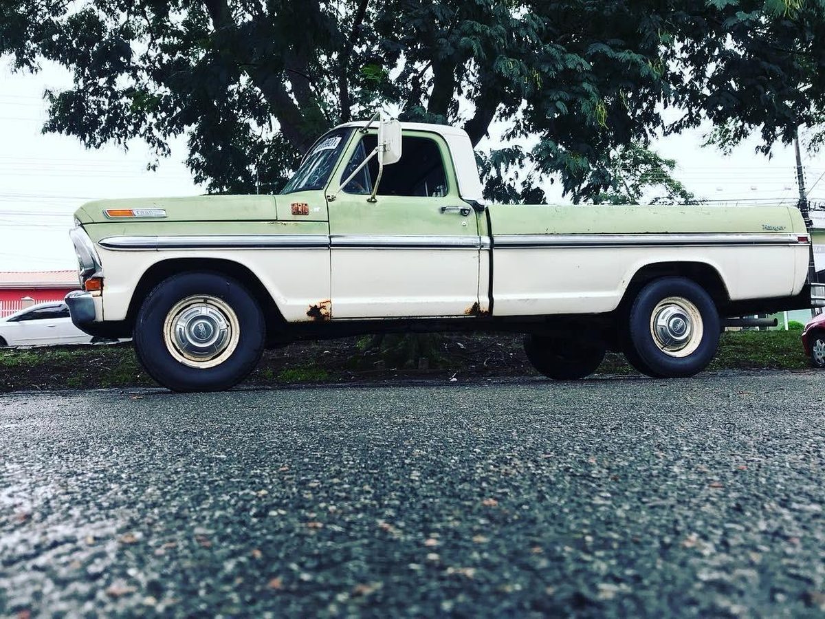 Ford F-250 Anos 70 importado pela FullTime
